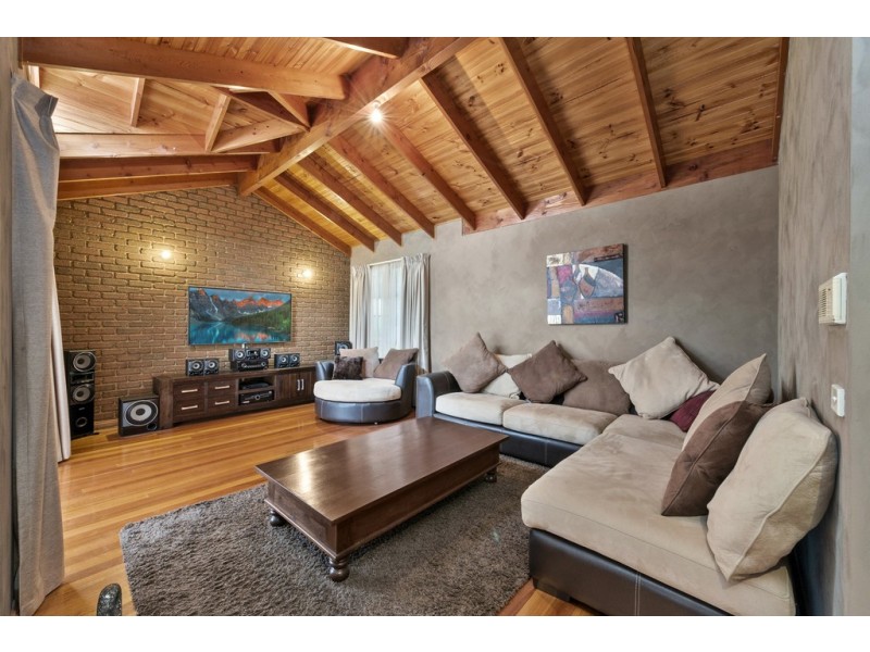 26 Kipping Rise, South Morang VIC 3752