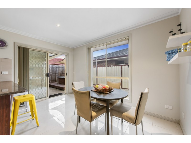 1/6 Egan Street, Deer Park VIC 3023