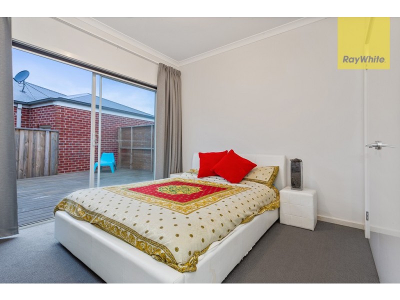 16 Beckview Crescent, Sunbury VIC 3429
