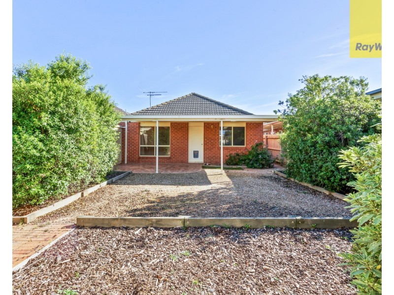 2/3 Padula Court, Hillside VIC 3037