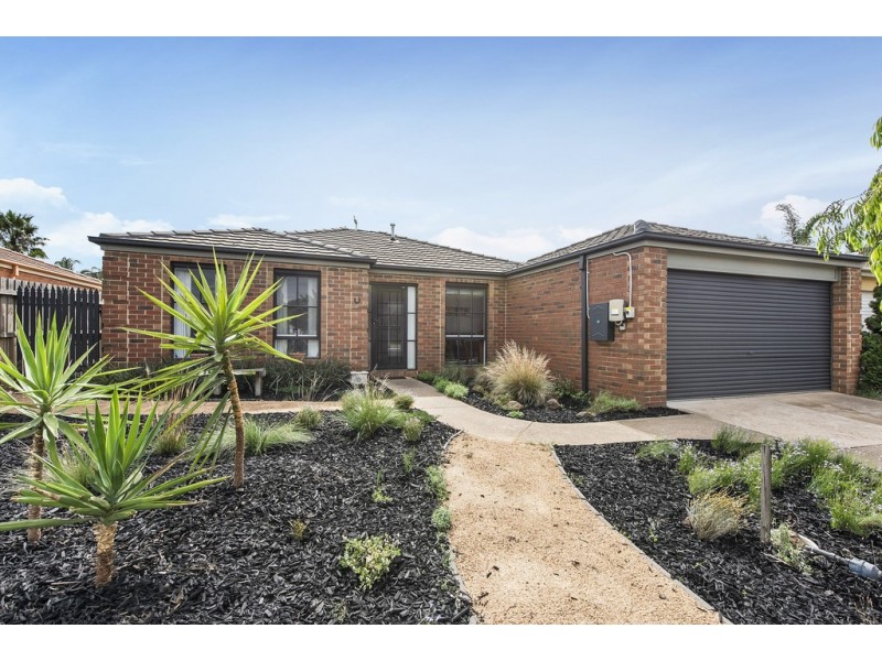 5 Torro Walk, Sydenham VIC 3037