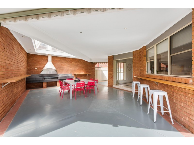 51 Hassett Crescent, Keilor East VIC 3033
