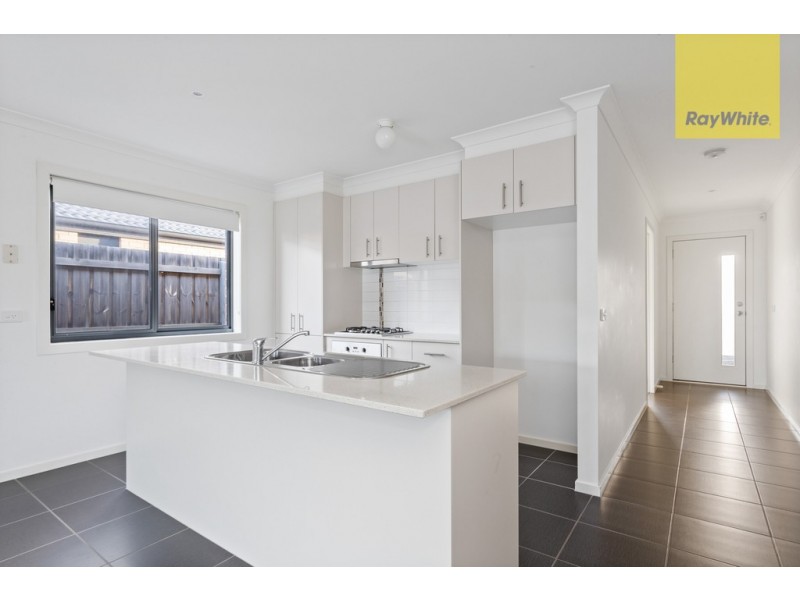 6 Surveyor Street, Wyndham Vale VIC 3024