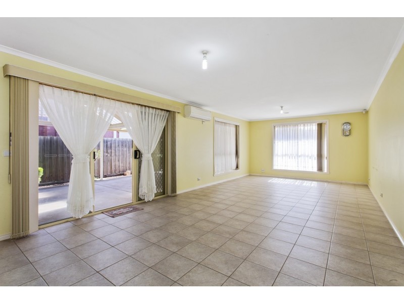 12 Antonie Avenue, Delahey VIC 3037