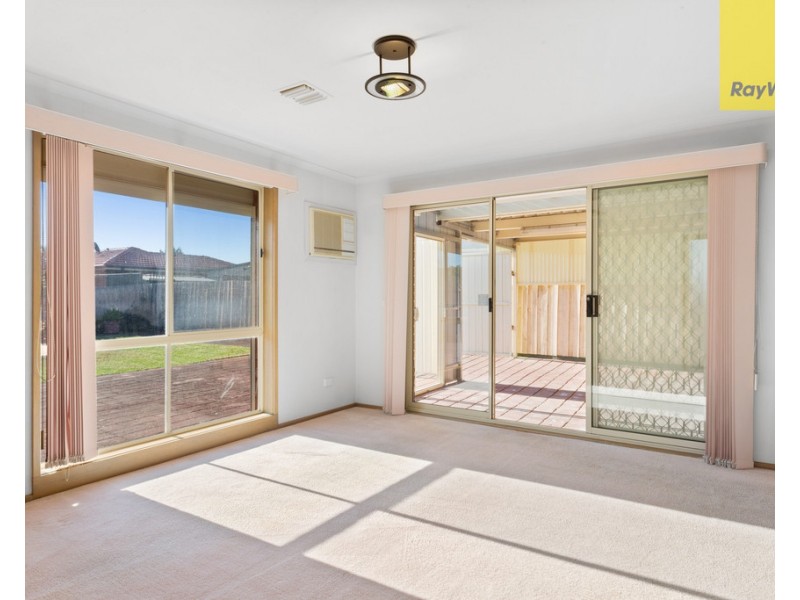 3 Oat Close, Delahey VIC 3037