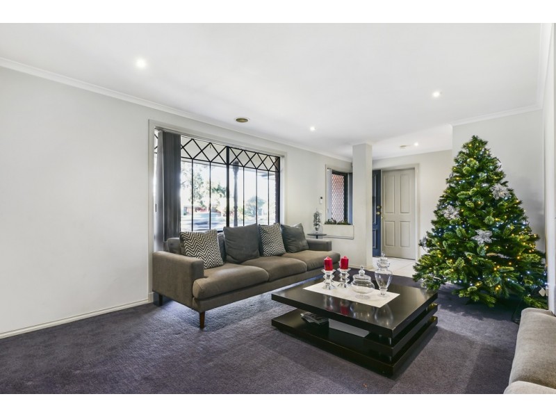 71 Goldsmith Avenue, Delahey VIC 3037