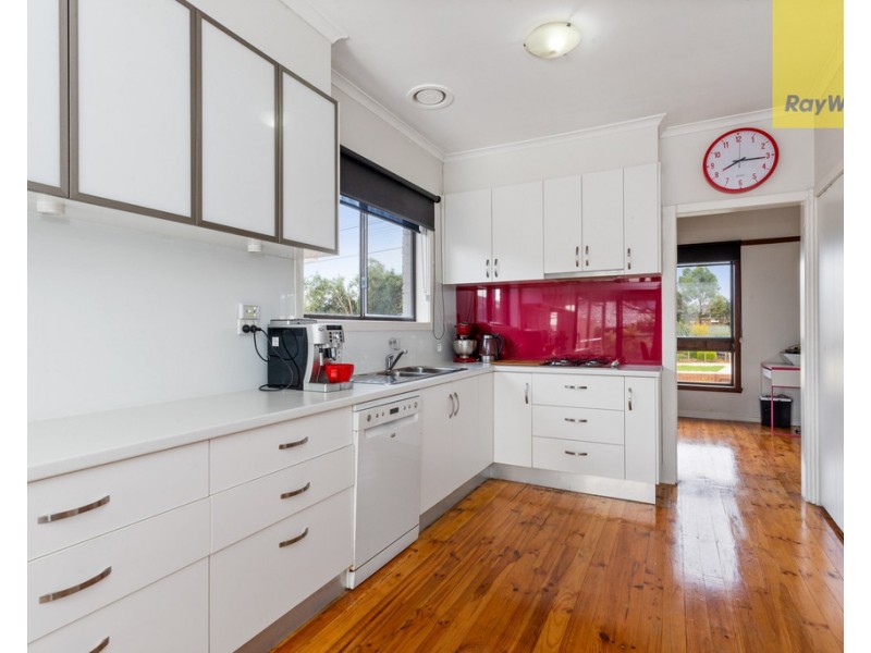 12 Gum Road, Kings Park VIC 3021