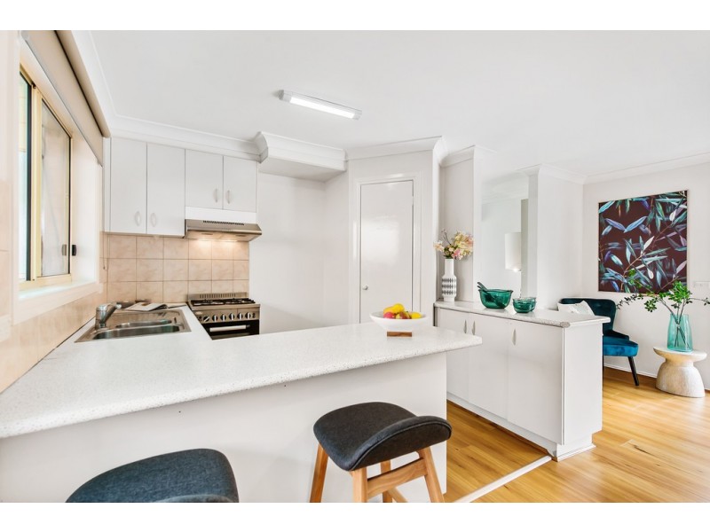 14 Anakie Walk, Delahey VIC 3037