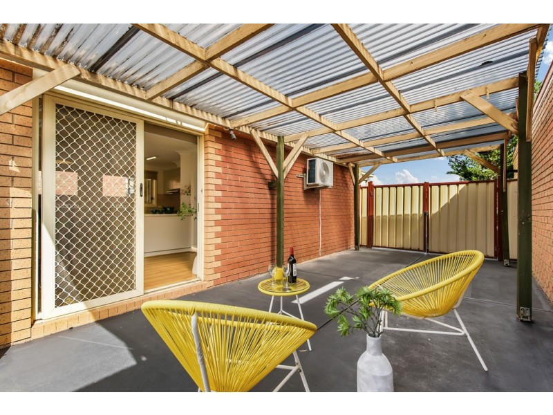 14 Anakie Walk, Delahey VIC 3037