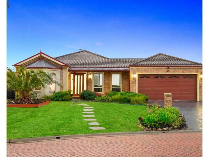 17 Pro Hart Way, Caroline Springs VIC 3023