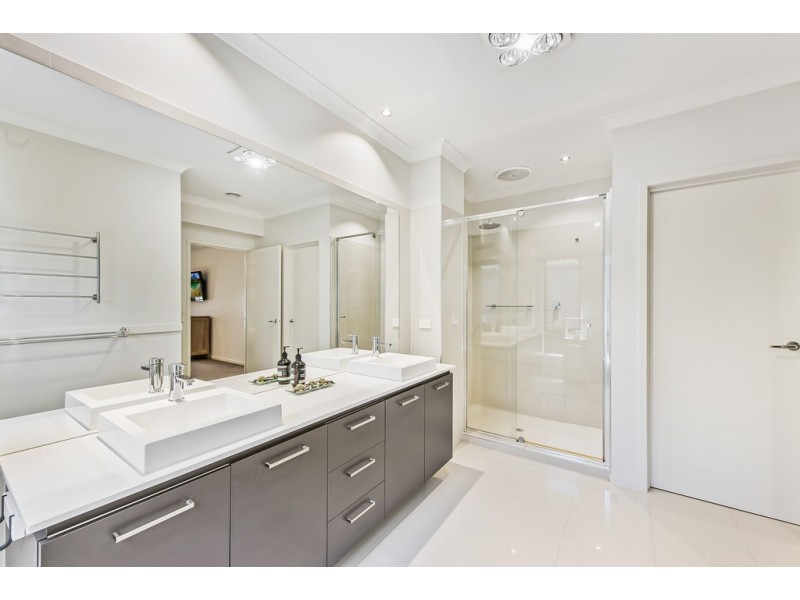 14 Kinetic Avenue, Hillside VIC 3037
