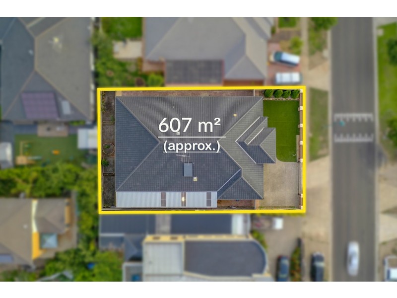 14 Conrad Terrace, Taylors Hill VIC 3037