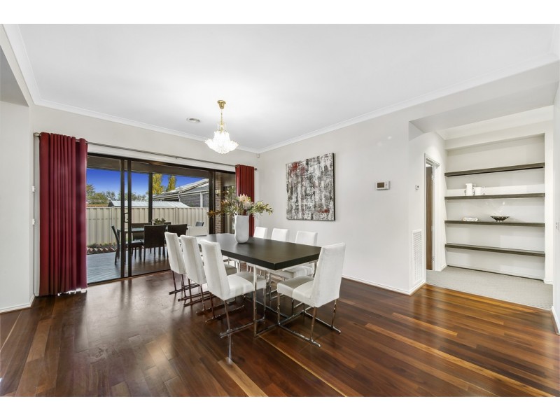 14 Conrad Terrace, Taylors Hill VIC 3037