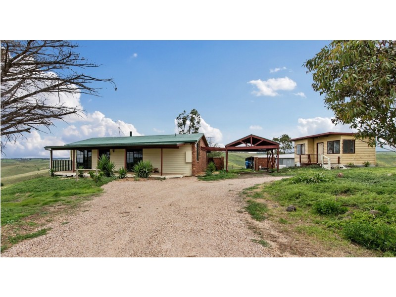 239 Swans Road, Darley VIC 3340