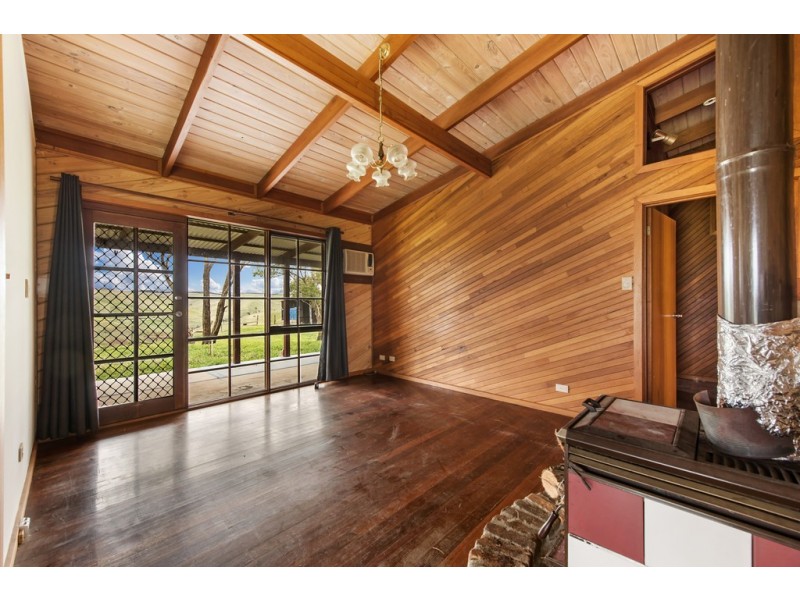 239 Swans Road, Darley VIC 3340