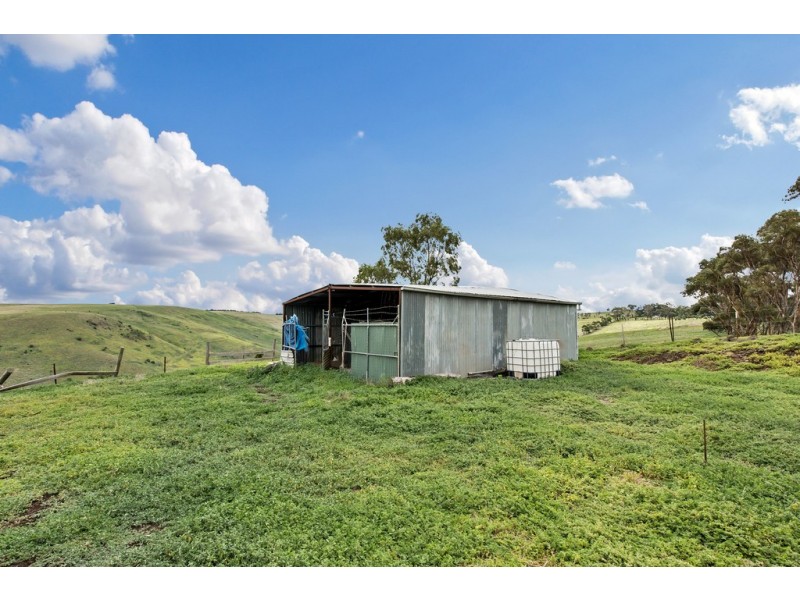 239 Swans Road, Darley VIC 3340