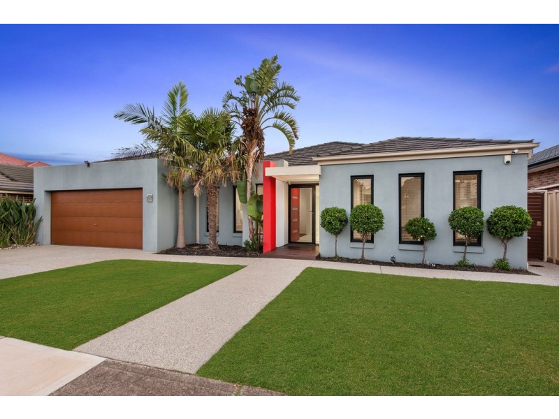 23 Jacaranda Drive, Taylors Hill VIC 3037