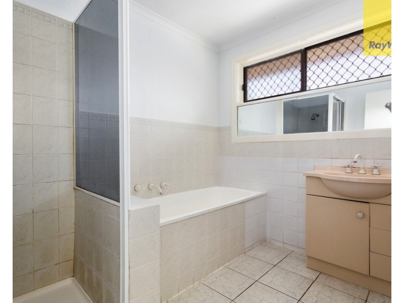 1/43 Carbine Way, Keilor Downs VIC 3038