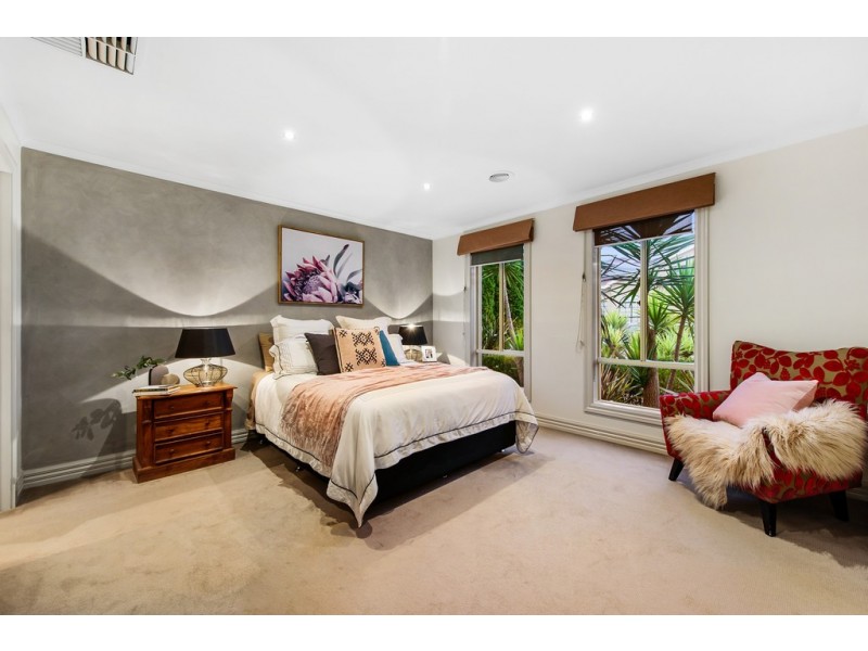 26 Kelland Avenue, Hillside VIC 3037