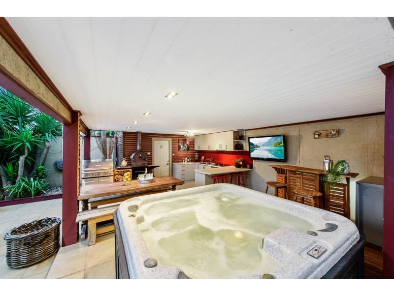 26 Kelland Avenue, Hillside VIC 3037