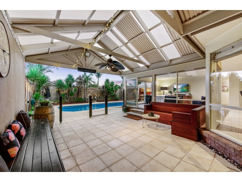 26 Kelland Avenue, Hillside VIC 3037