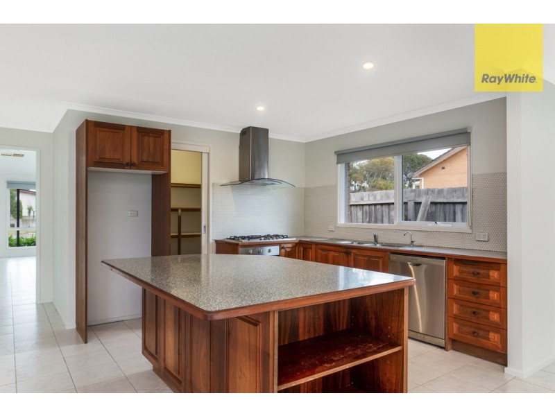 1 Gloucester Court, Sydenham VIC 3037