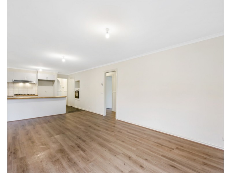 19 Manchester Drive, Sydenham VIC 3037