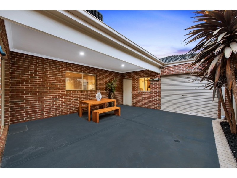 37 Webbs Avenue, Taylors Hill VIC 3037