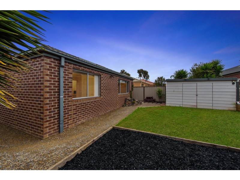 5 Remington Street, Burnside Heights VIC 3023
