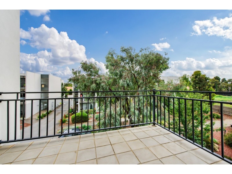 34/21-29 Trickey Ave, Sydenham VIC 3037