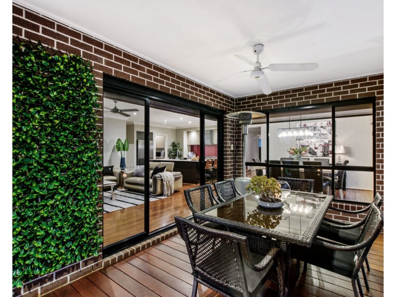 20 Morton Boulevard, Taylors Hill VIC 3037