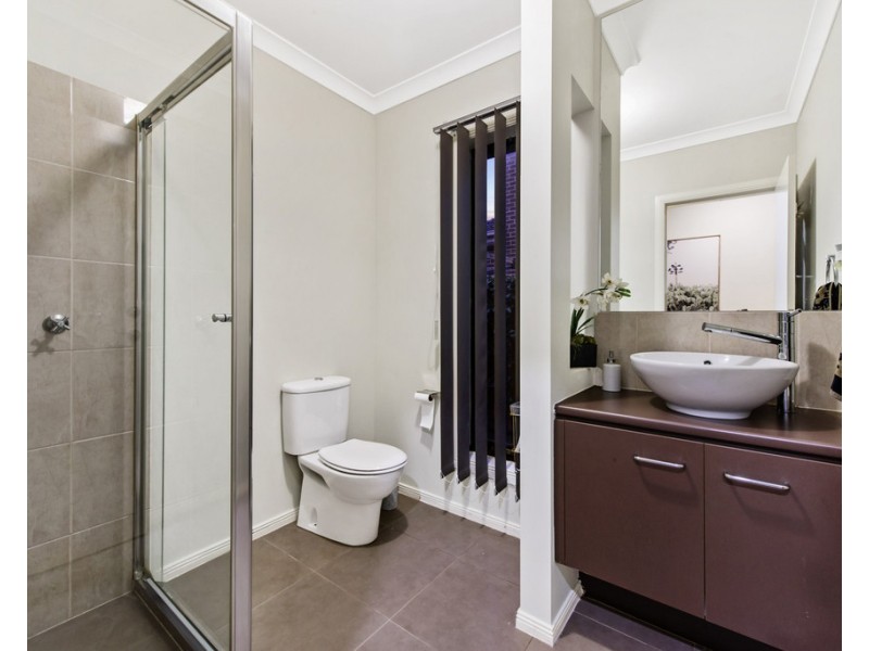 20 Morton Boulevard, Taylors Hill VIC 3037