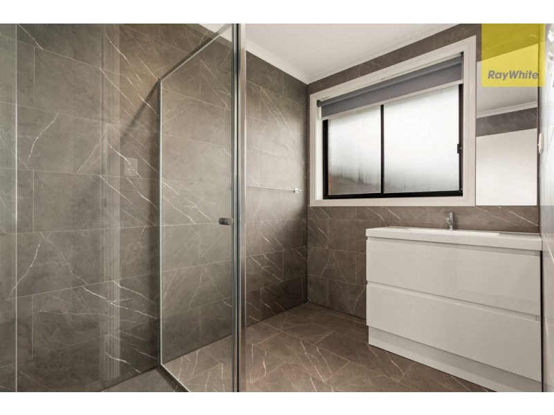 25 Saratoga Crescent, Keilor Downs VIC 3038