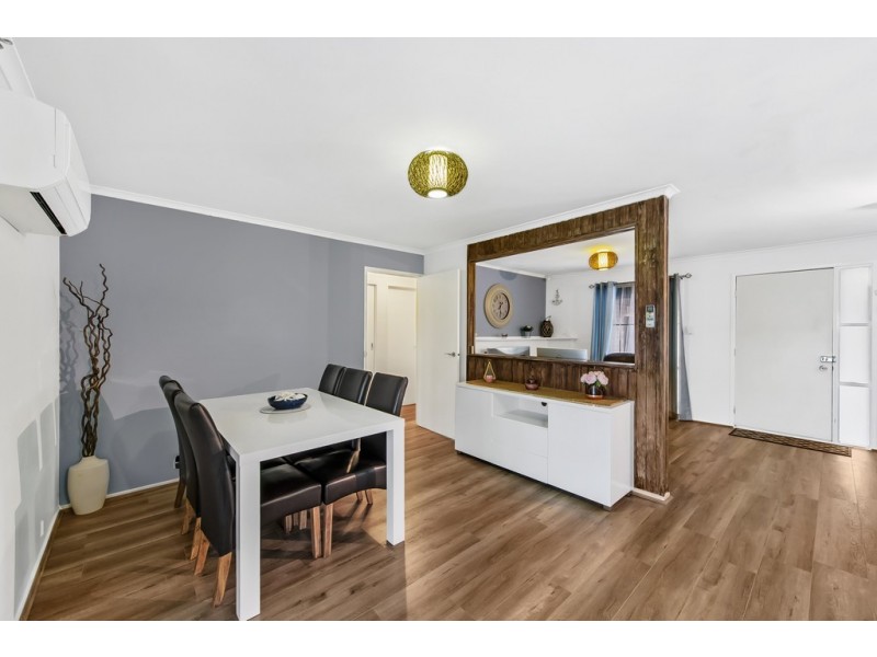 7 Sandstone Court, Delahey VIC 3037