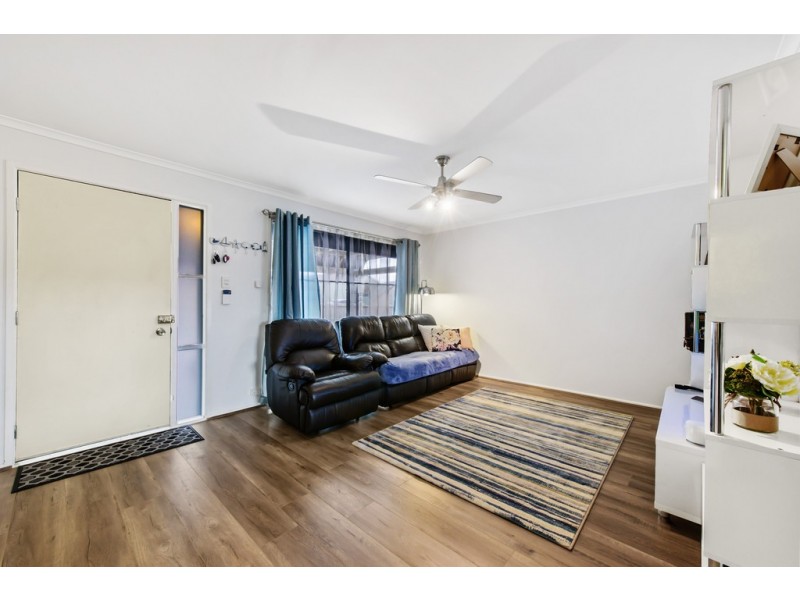 7 Sandstone Court, Delahey VIC 3037