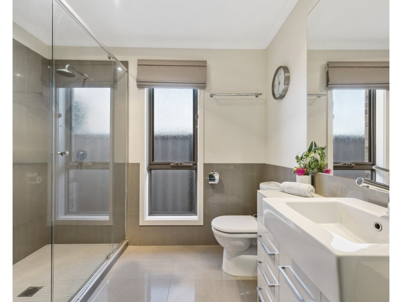 9 Wilkins Crescent, Burnside Heights VIC 3023