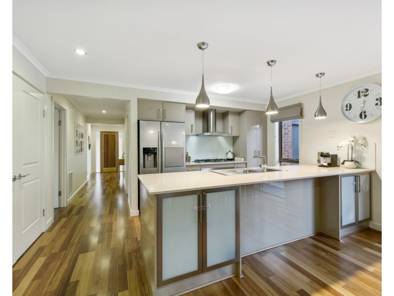 9 Wilkins Crescent, Burnside Heights VIC 3023