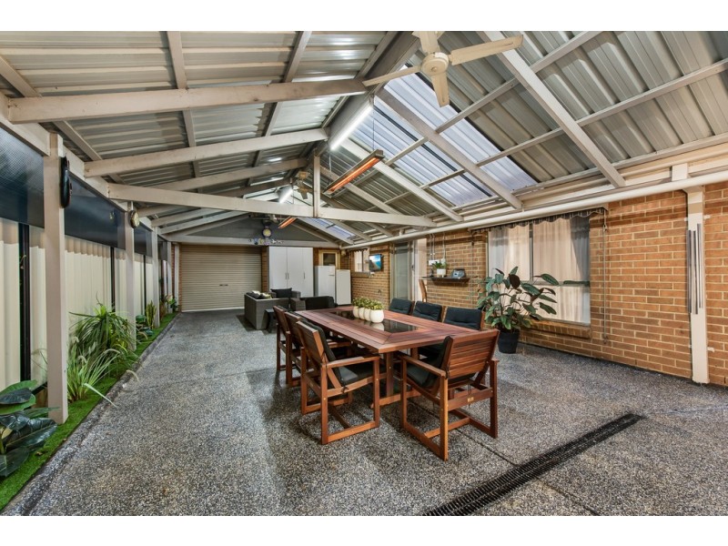 9 Cooper Court, Delahey VIC 3037