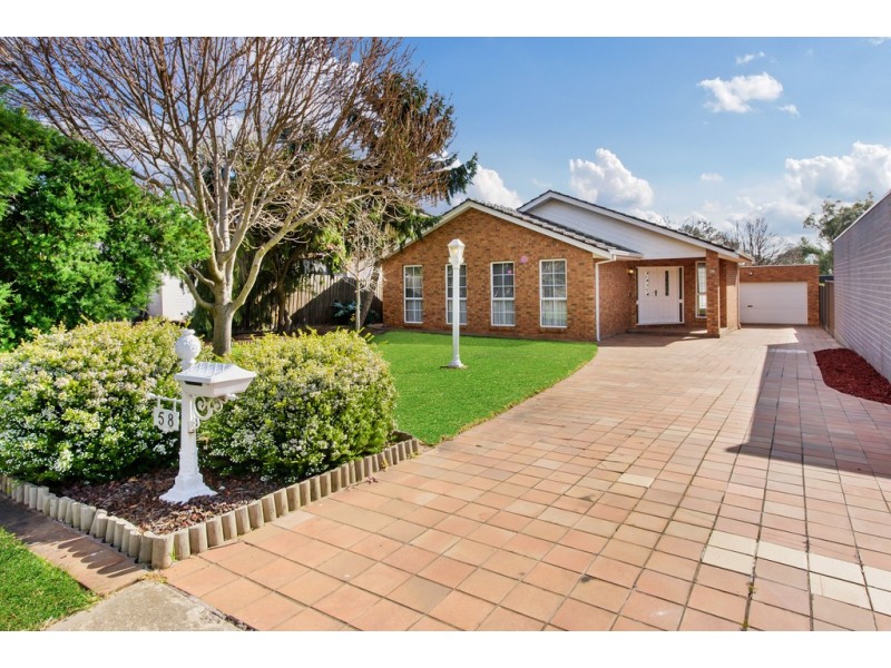 58 Reed Crescent, Taylors Lakes VIC 3038