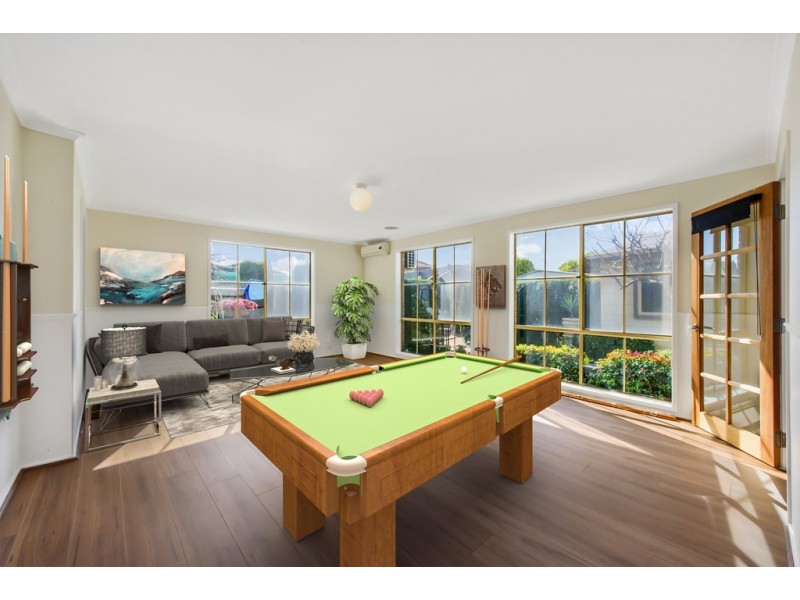 4 Pastoral Place, Sydenham VIC 3037