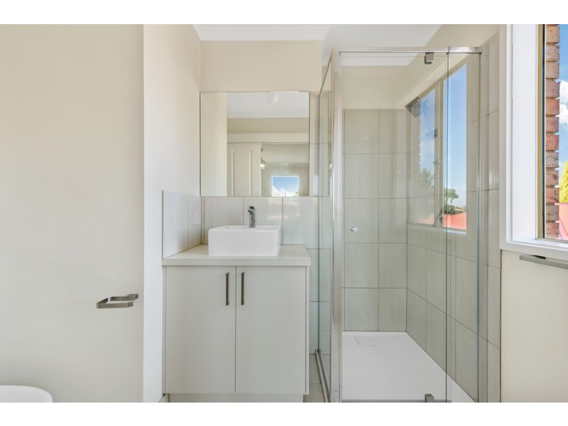 4 Pastoral Place, Sydenham VIC 3037