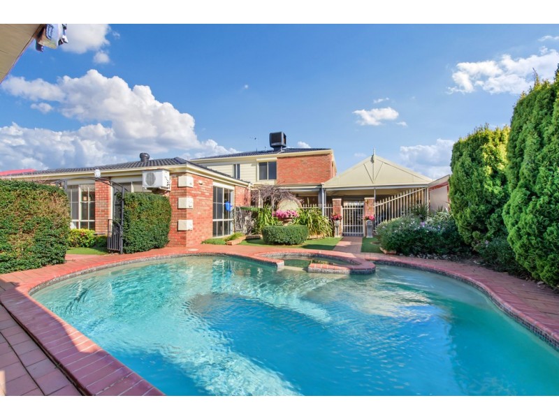 4 Pastoral Place, Sydenham VIC 3037