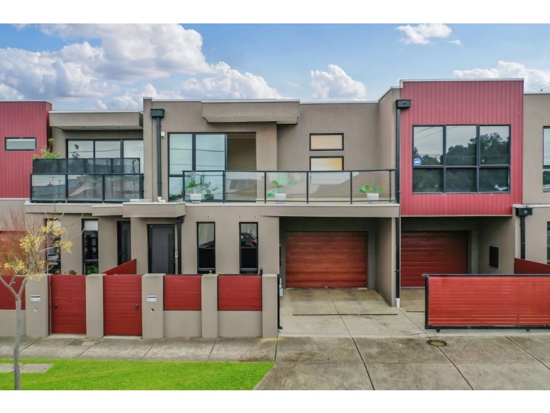 1/2A Lindenow Street, Maidstone VIC 3012