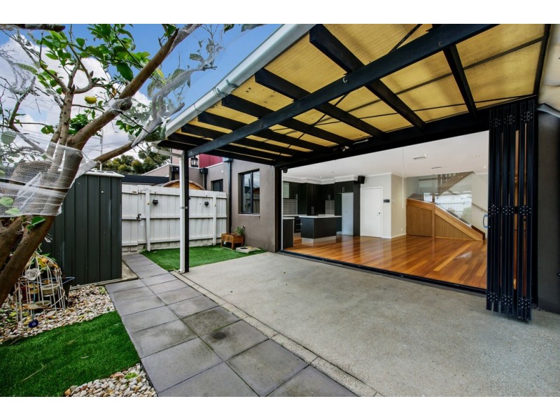 1/2A Lindenow Street, Maidstone VIC 3012