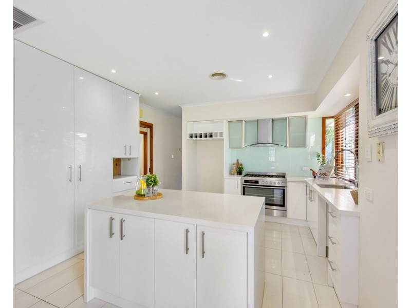 3 Singer Avenue, Keilor Downs VIC 3038