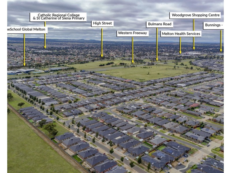 71 Bangalay Drive, Brookfield VIC 3338