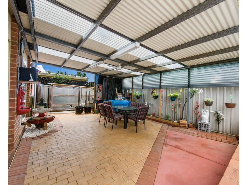 11 Woodlea Cres, Craigieburn VIC 3064