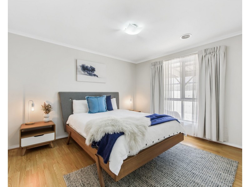 2/35 Hume Drive, Delahey VIC 3037