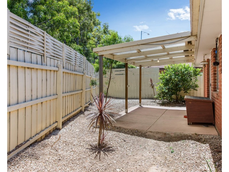 2/35 Hume Drive, Delahey VIC 3037