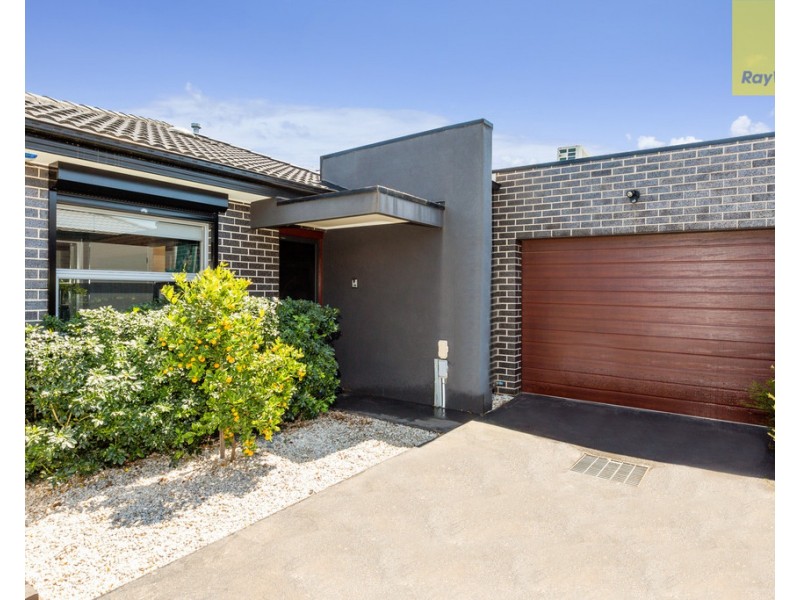 4/106 William Street, St Albans VIC 3021